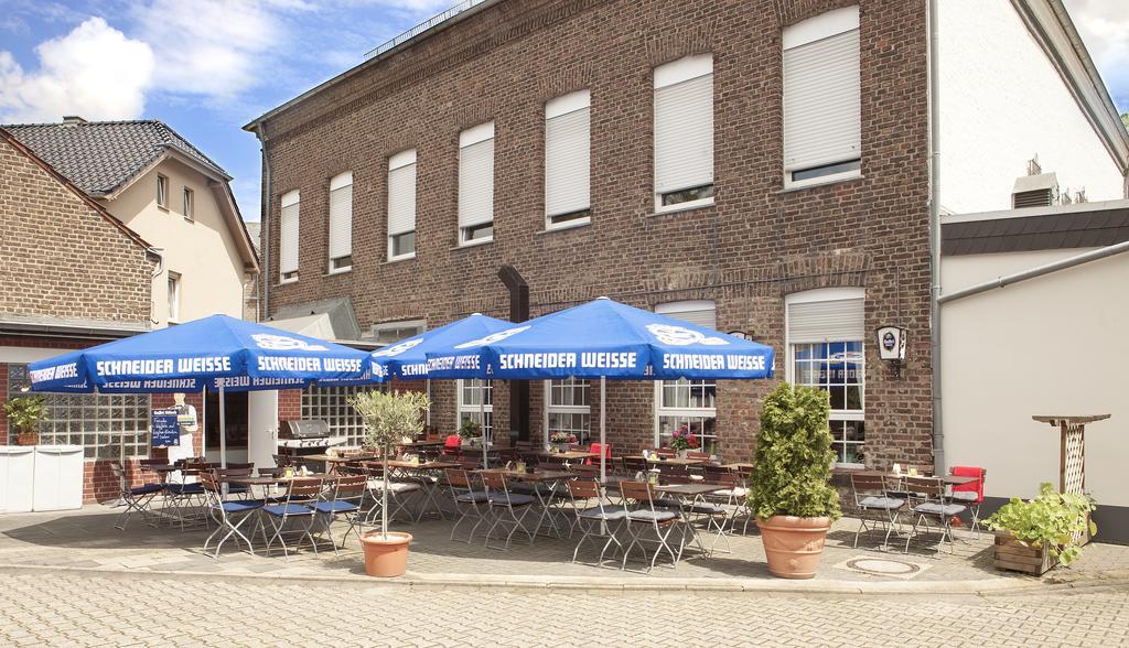 Hotel Schugt Brauweiler Exterior photo